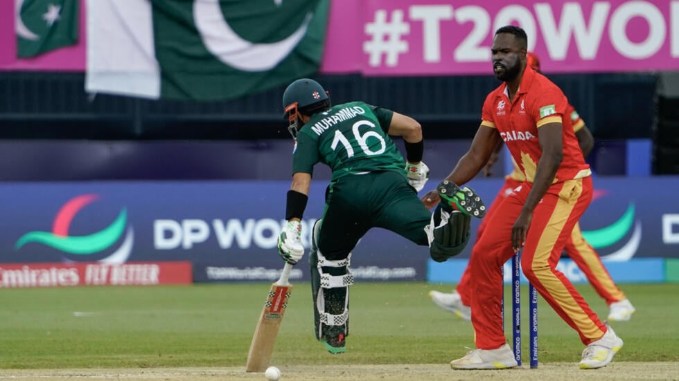 Rizwan, Babar keep Pakistan alive at T20 World Cup
