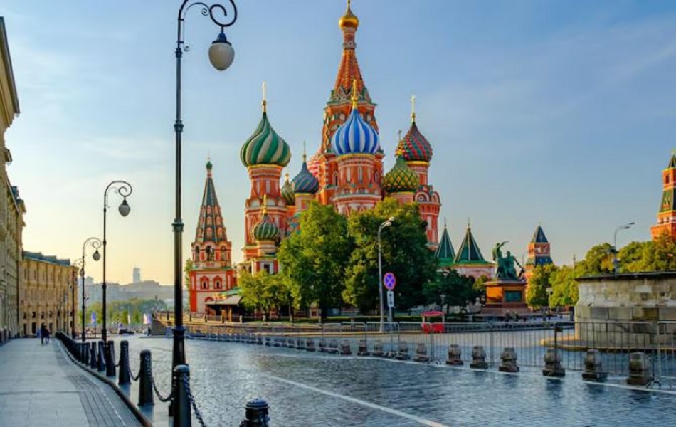 Soon, Indians may travel to Russia visa-free