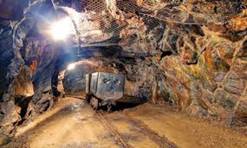 Gold mine leak 'poisons' 185 people in ICoast